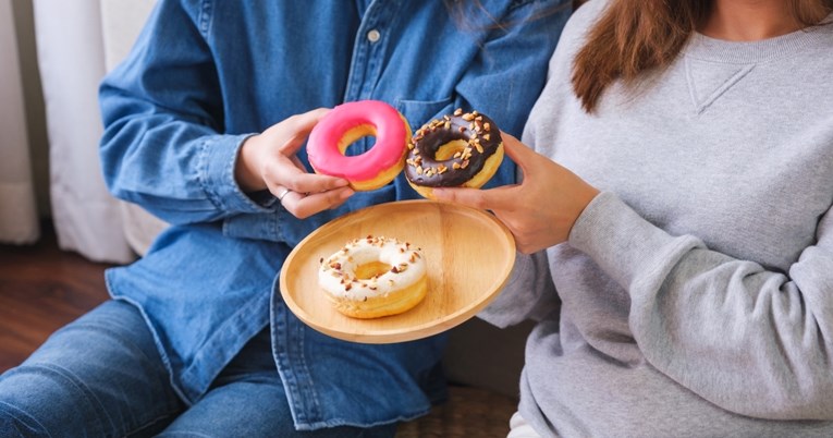 Četiri upozoravajuća znaka da jedete previše šećera, prema dijetetičarima