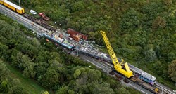 FOTO Pogledajte kako iz zraka izgleda sanacija strašnog sudara vlakova