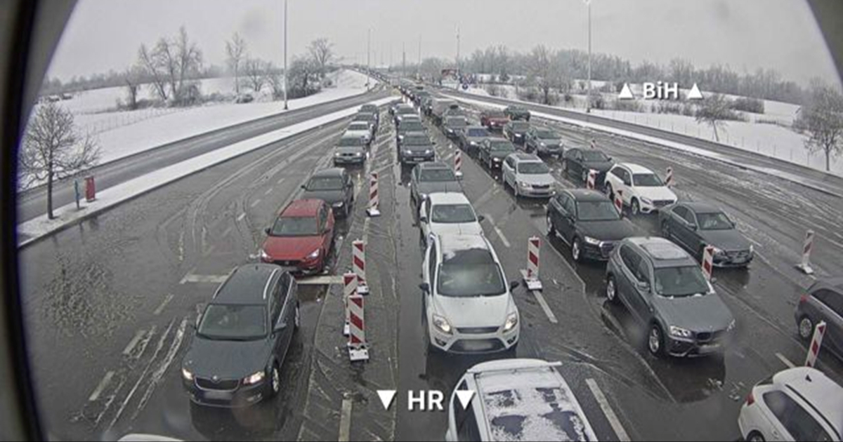 Gužve na ulasku iz BiH u Hrvatsku