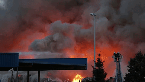 Gašenje požara u Zagrebu trajalo cijelu noć, još nije gotovo: "Ljudi jedva dišu"