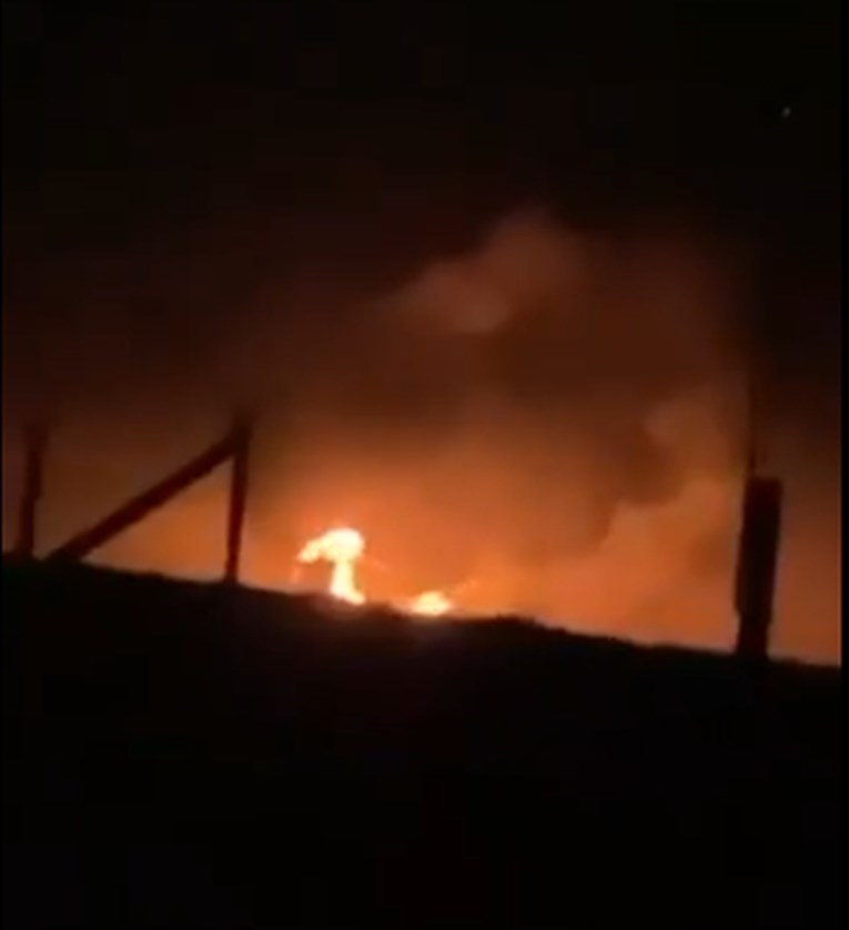 VIDEO SBU dronovima razvalio ruski aerodrom na Krimu, uništeni helikopteri