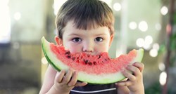 Osam razloga zašto je dobro da djeca jedu lubenicu