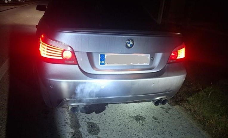 Policija uhvatila i kaznila vozače BMW-a, imali hrpu ilegalnih preinaka na autima