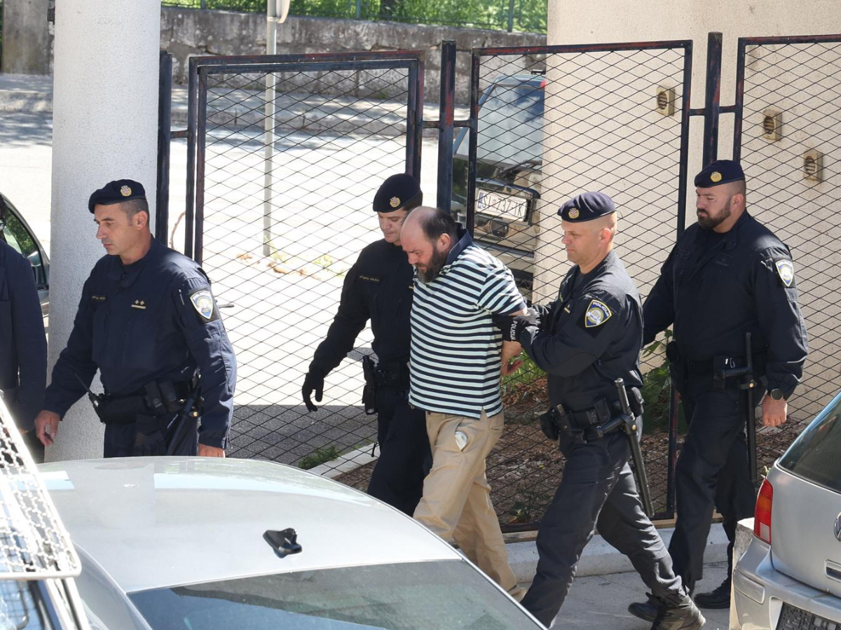 Prodavačica u Drnišu: Ubojica je došao u trgovinu i pitao hoće li ga snimiti kamere