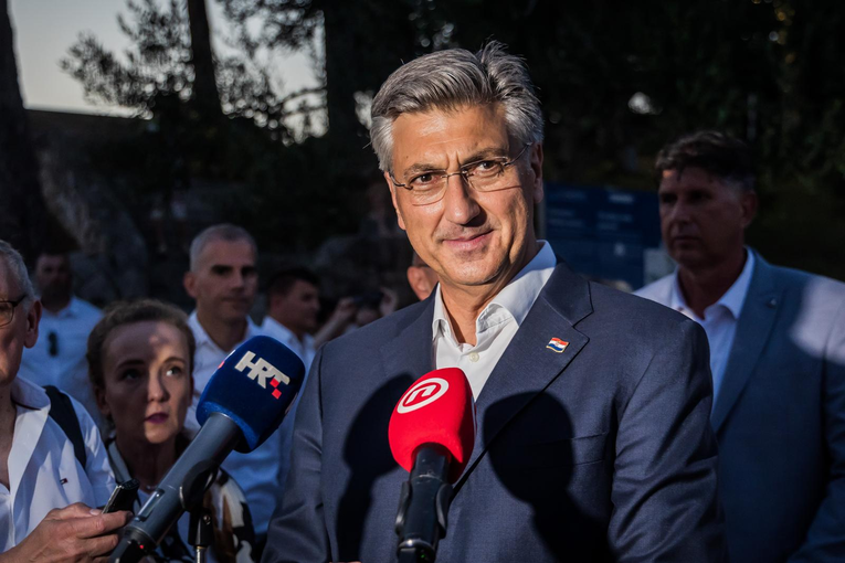Plenković o Mostu: Svima preporučujem suradnju s njima, brzo će se prosvijetliti