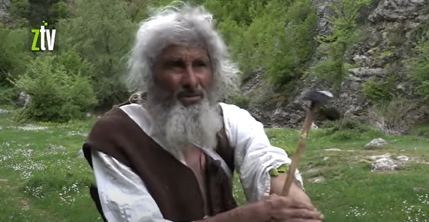 Srbin 20 godina živi u pećini, cijepio se čim je saznao za cjepivo protiv korone
