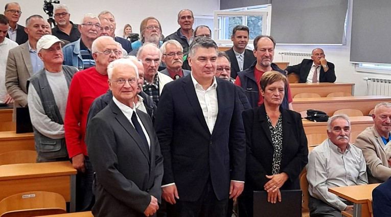 Milanović u Puli uručio 68 Spomenica Domovinskog rata