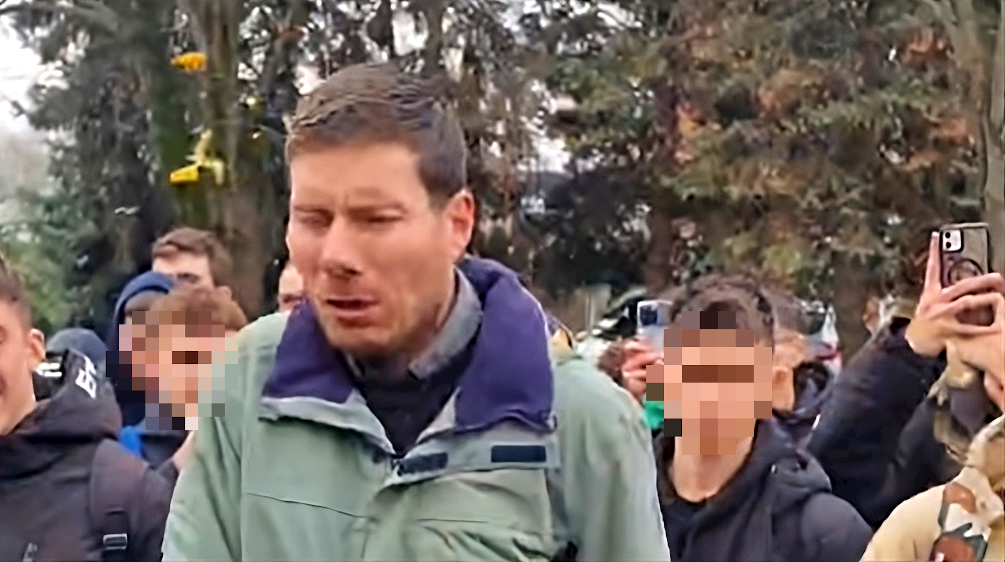 Pernar došao pred školu u Čakovcu, gađali ga jajima