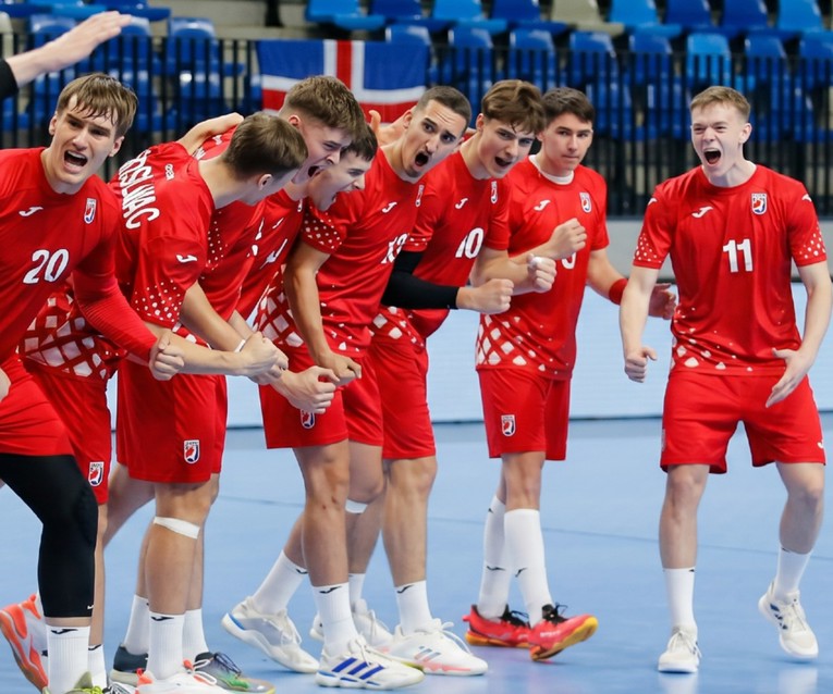 VIDEO Hrvatska drugi put zaredom pobijedila u zadnjoj sekundi na U-20 Euru u rukometu
