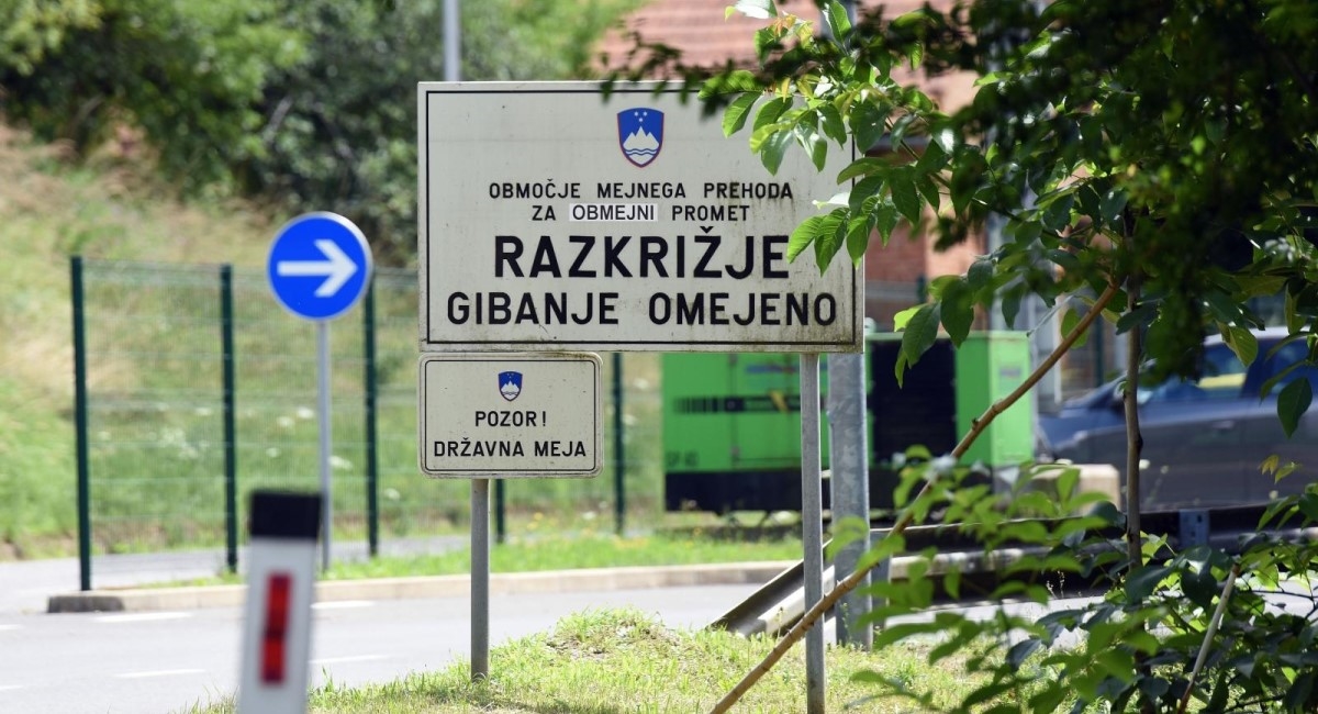 U Sloveniji otkriveno više grupa migranata, privedeno nekoliko pomagača