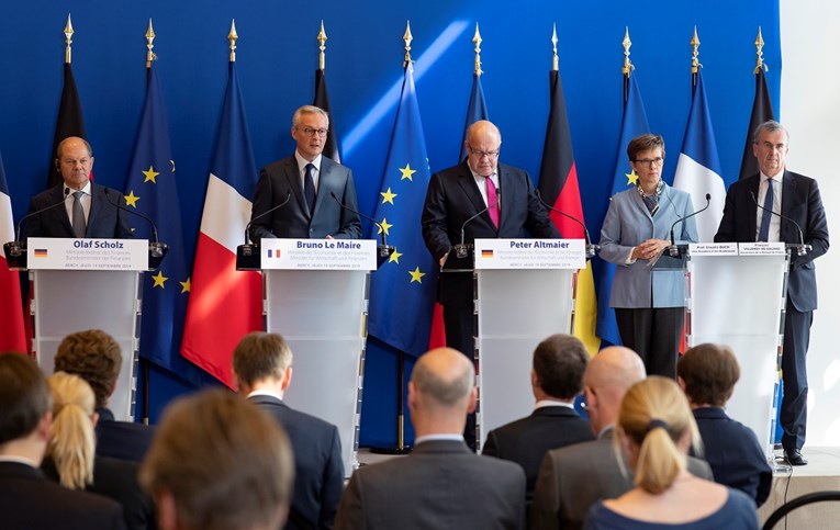 Francuska i Njemačka pokreću zajedničku borbu protiv usporavanja gospodarstva
