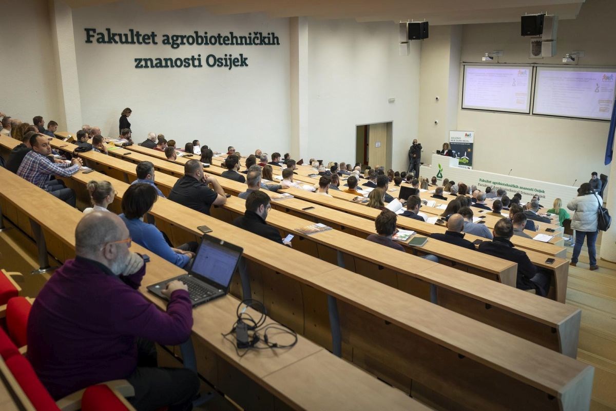 Za studente biotehničkih znanosti iz Slavonije, Baranje i Srijema 517 tisuća eura