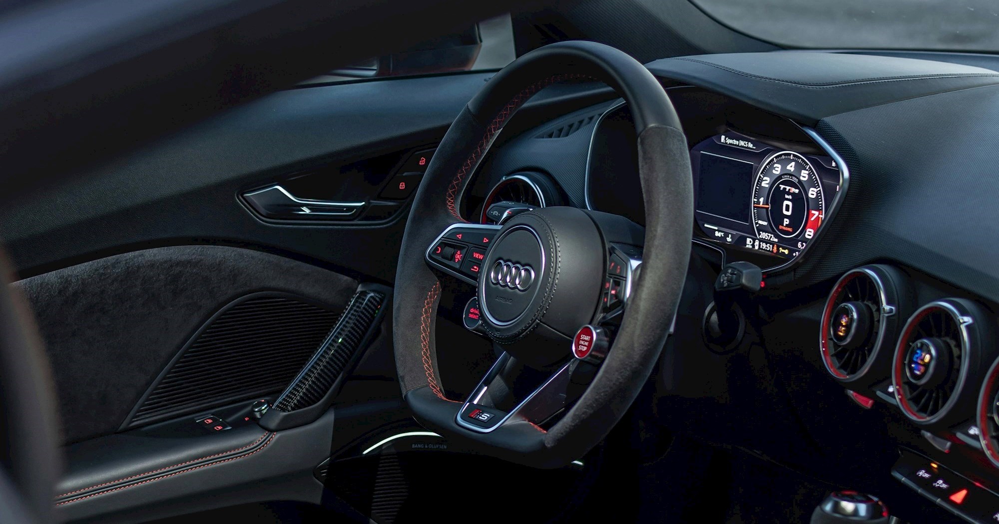 Audi želi opremiti aute volanima koji mijenjaju oblik