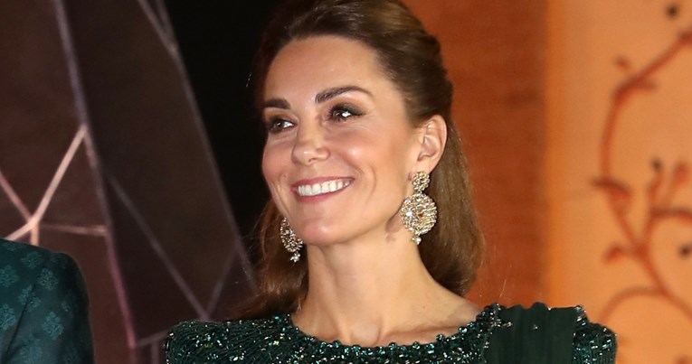Kate Middleton doslovno zablistala u raskošnoj smaragdnoj toaleti