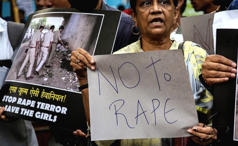 Policija ubila četiri Indijca osumnjičenih da su silovali i zapalili veterinarku