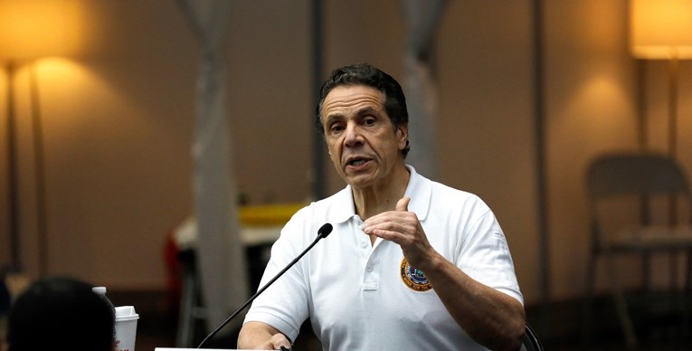 Guverner New Yorka: Moramo hitno smanjiti troškove, ne možemo trošiti što nemamo