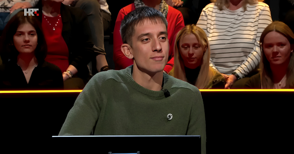 Pažnju privukao bedž koji je Đuro nosio u Milijunašu. Ljudi ga vidjeli i u Potjeri