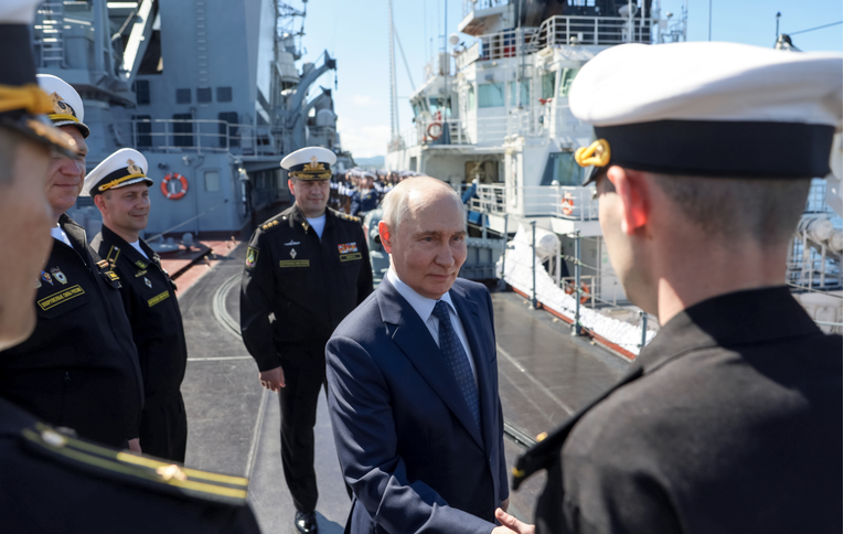 Putin stigao na sporni otok blizu Japana. "Oštro prosvjedujemo protiv ovog posjeta"