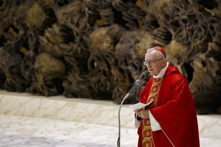 Vatikanski kardinal Parolin: Trump i Izrael moraju okončati rat što prije