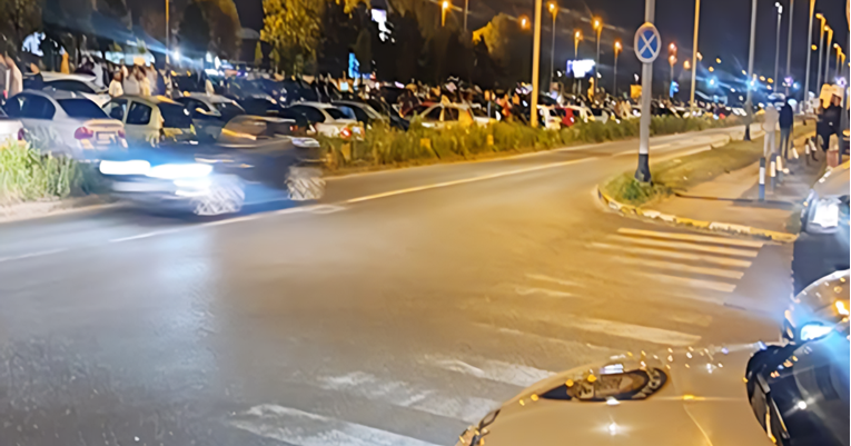 Na parkingu u Zagrebu se sinoć održavao car meet. Upala policija