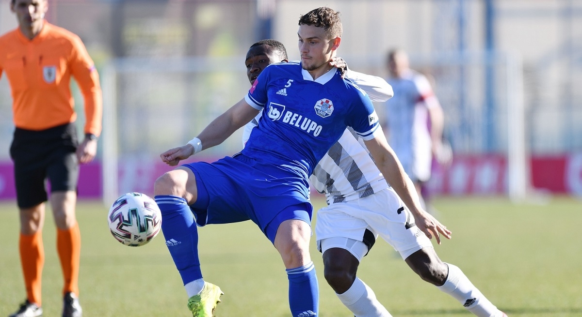 SLAVEN - LOKOMOTIVA 0:0 Razočaravajuća utakmica u borbi za ostanak
