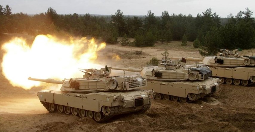 Rusija: Budući da će SAD isporučiti tenkove Ukrajini, pregovori nemaju smisla