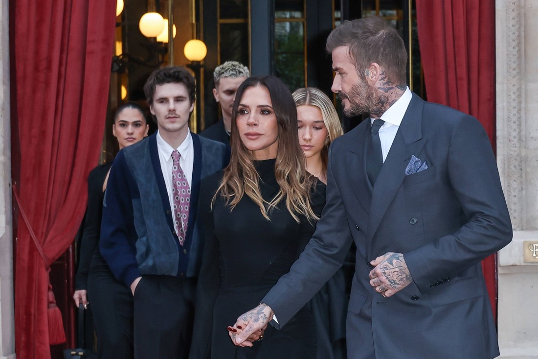 Victoria Beckham odlikovana u Parizu usred obiteljske drame