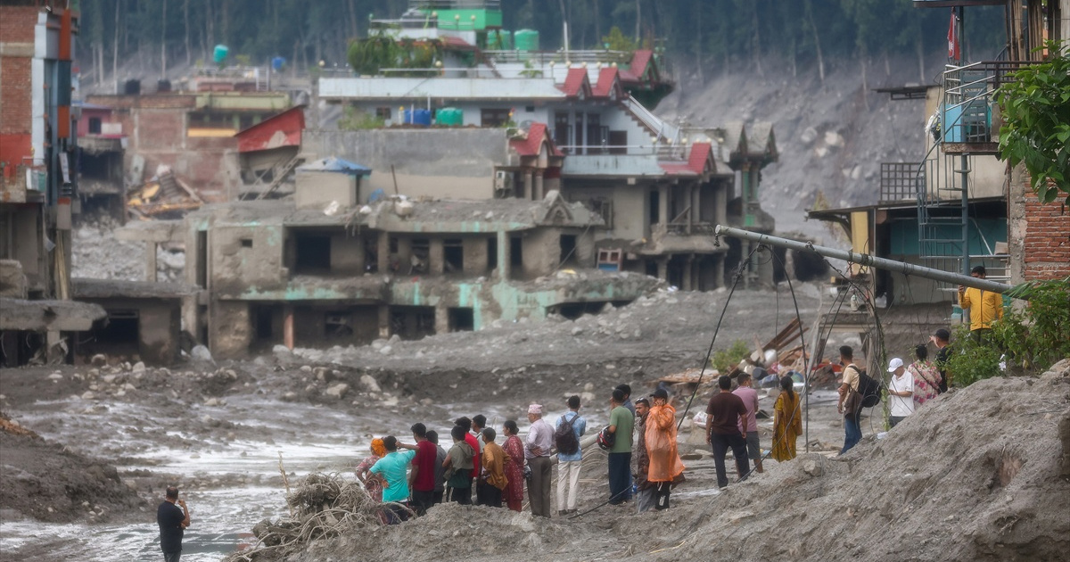 Raste broj mrtvih u Nepalu, traga se za 3500 ljudi. Nepal ipak traži pomoć