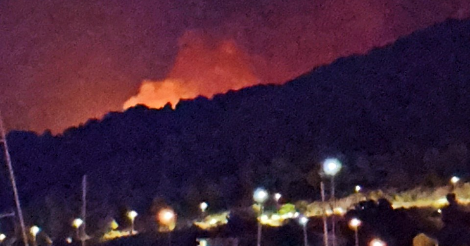 Izbio požar na Visu