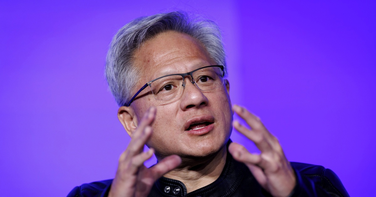 Šef Nvidije: Da je Trump tada bio predsjednik, moja obitelj ne bi mogla doći u SAD