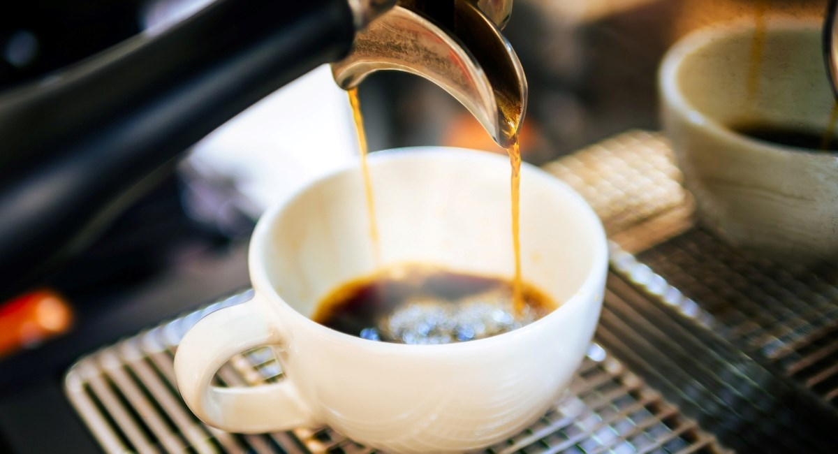 Ova kava bez mlijeka zaludila je društvene mreže - evo kako se točno radi