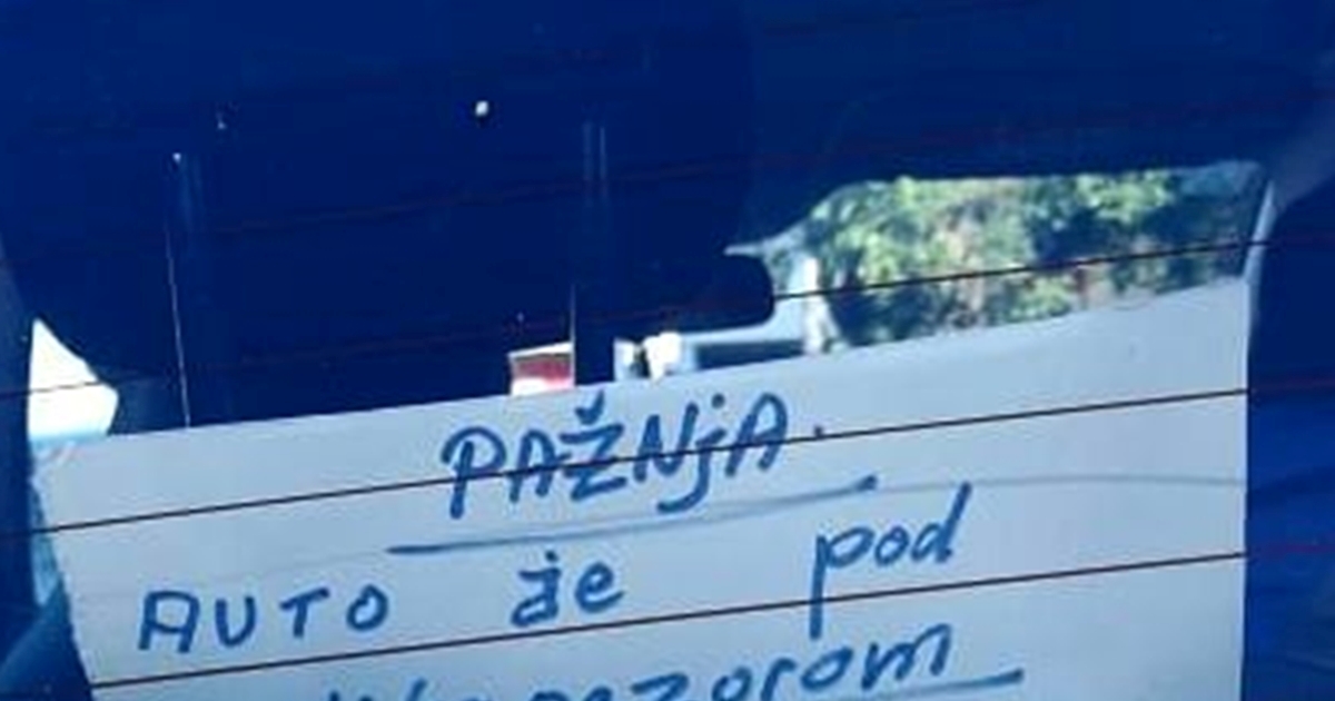 Poruka ispisana na automobilu u Dalmaciji nasmijala Fejs: "Ne zove se video..."