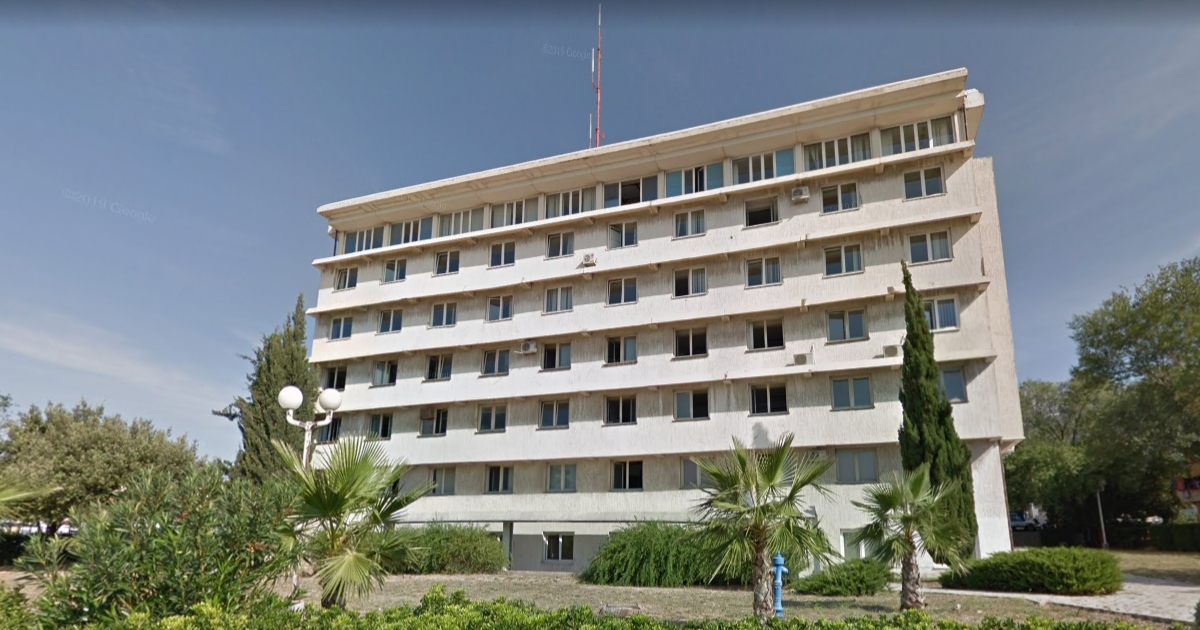 Dalmatinska pročelnica s koronom hodala po gradskoj upravi