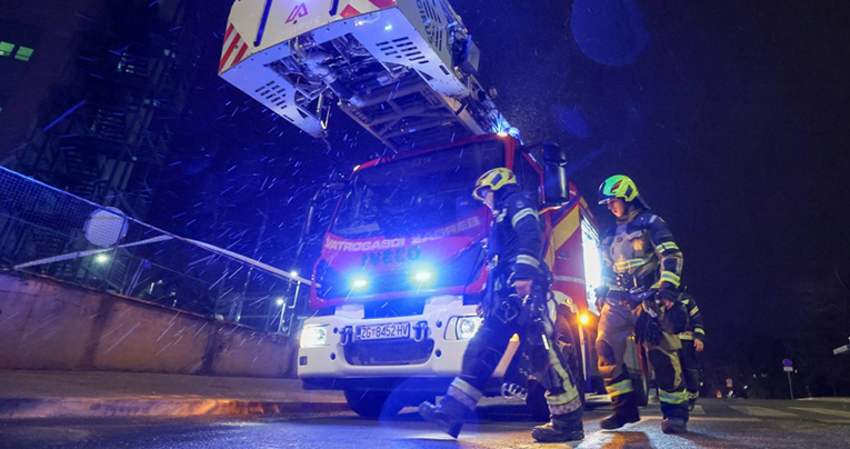 Usred noći planule tri kuće u Zagrebu