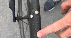 VIDEO Vozači na Tour de Franceu probušili gume na čavle