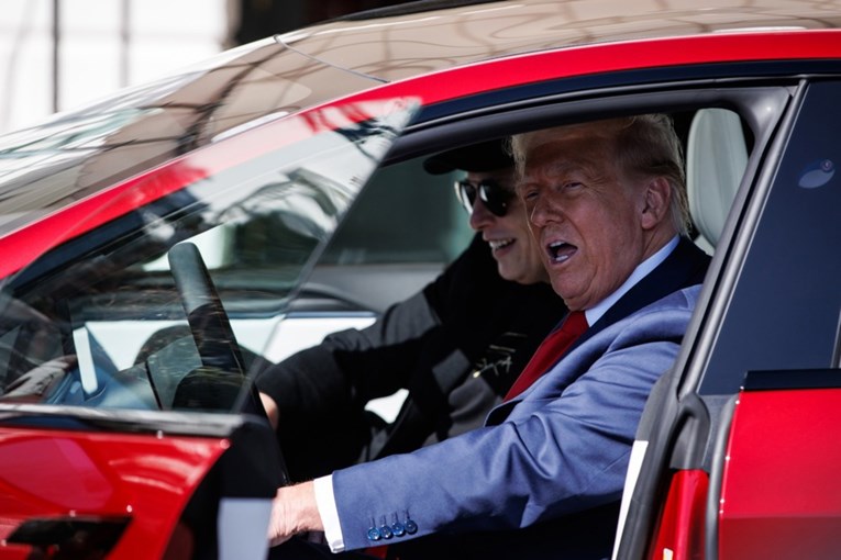 Musk se priključio razgovoru Trumpa i Modija o Iranu. Nije jasno zašto