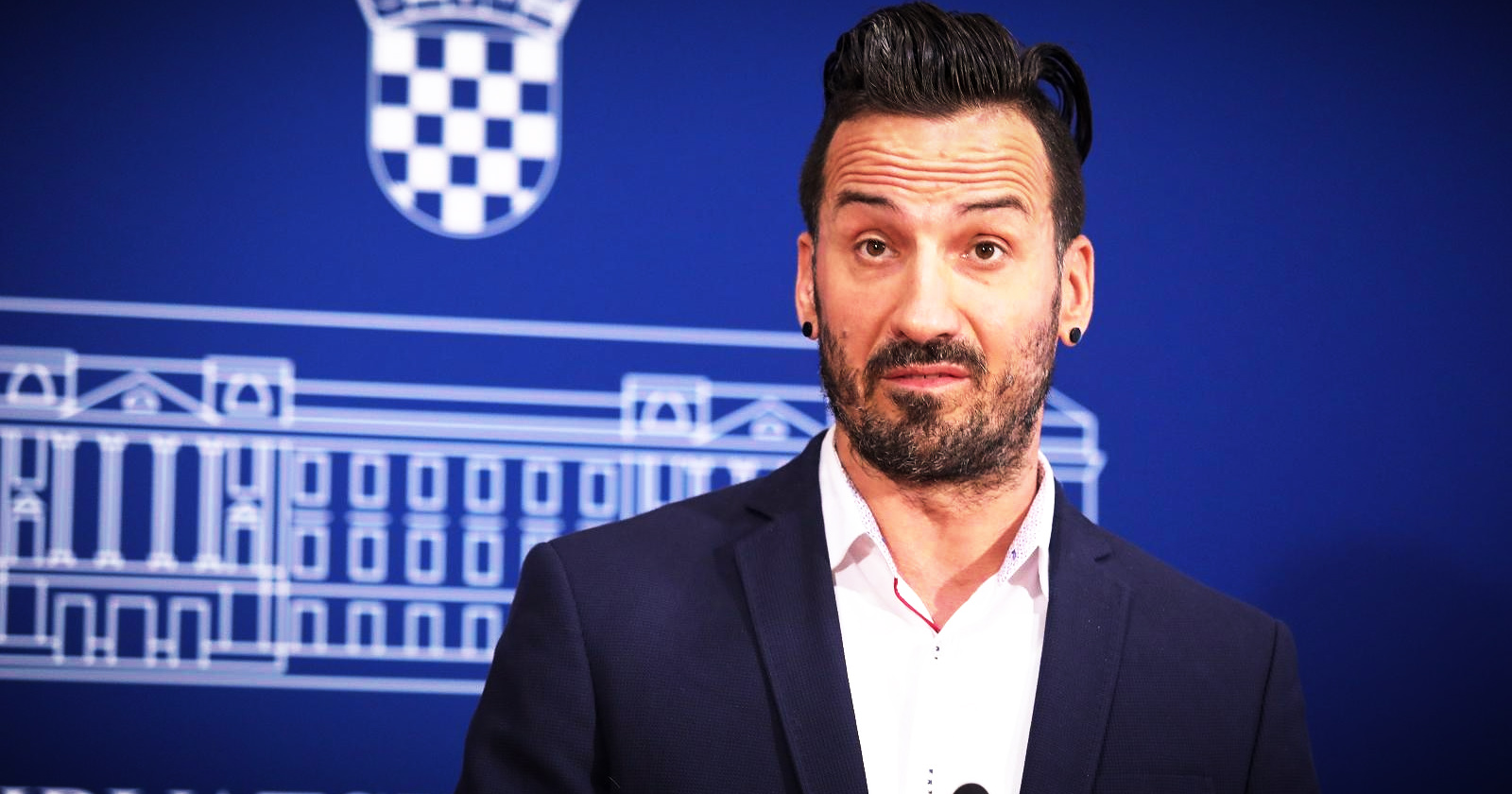 Miletić: Hitno vratiti sport u školske sportske dvorane