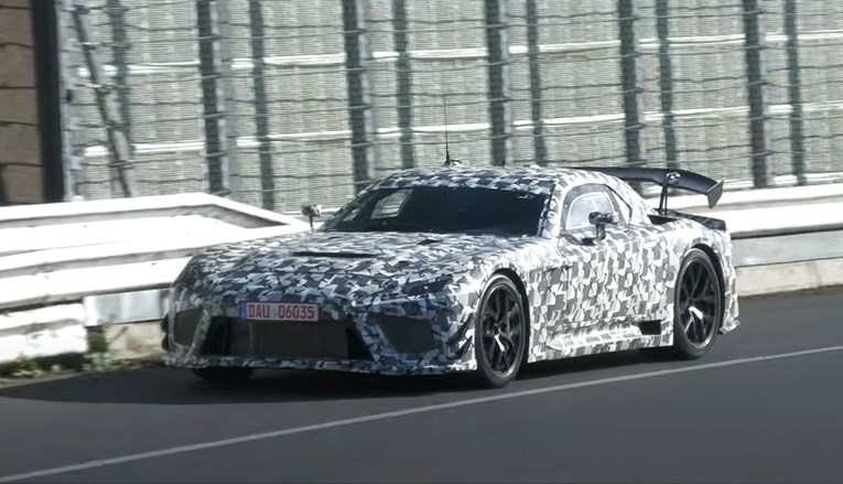 Lexus LFR snimljen u akciji. Imat će oko 900 KS i zvučat će sjajno