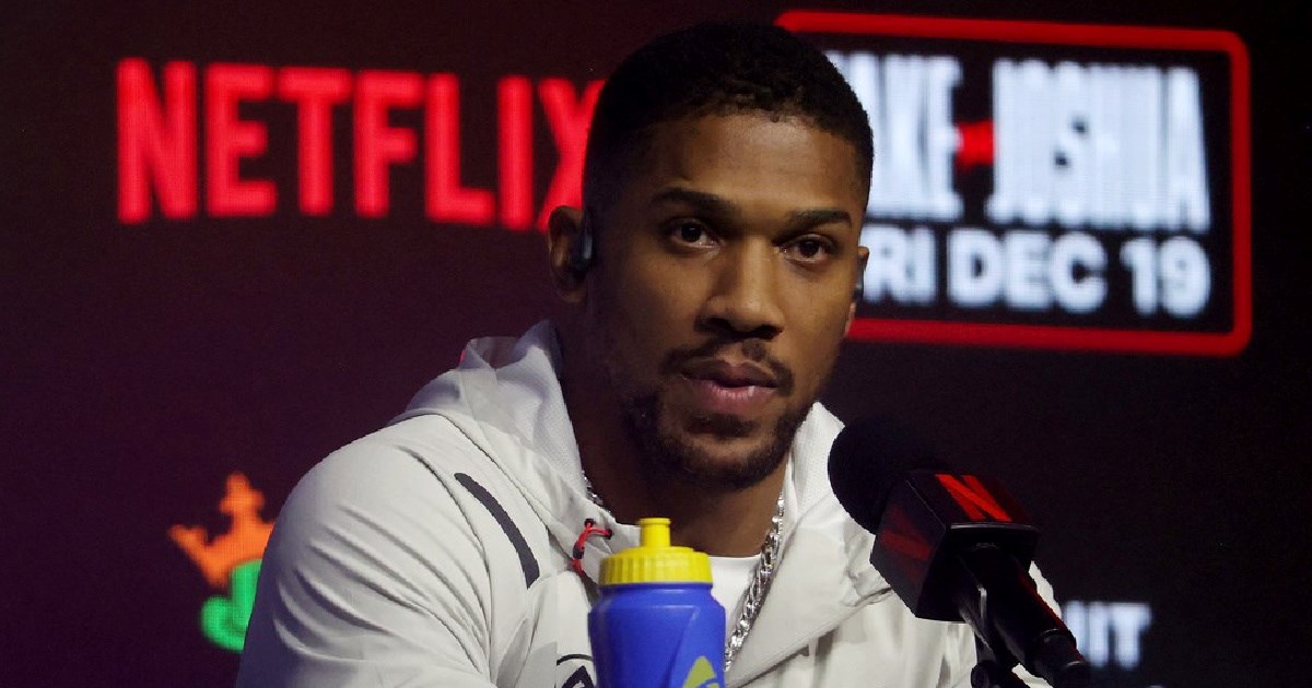 Joshua preživio tešku prometnu nesreću. Dvoje ljudi poginulo