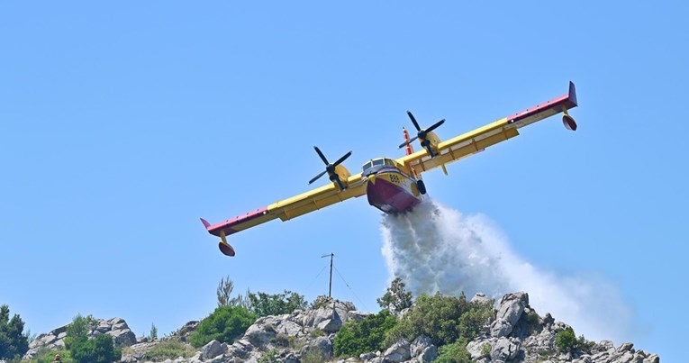 Hrvatska šalje kanader Albaniji