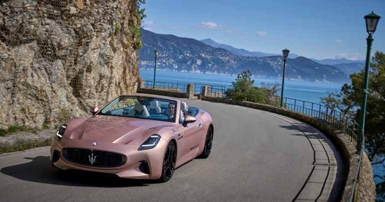 FOTO Toliko lijep da može i na struju. Upoznajte novi Maserati GranCabrio Folgore