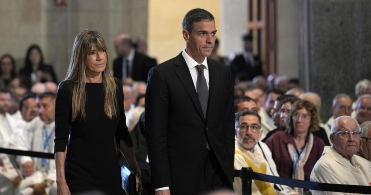 Supruzi španjolskog premijera sudit će se za korupciju. Ne smije iz zemlje
