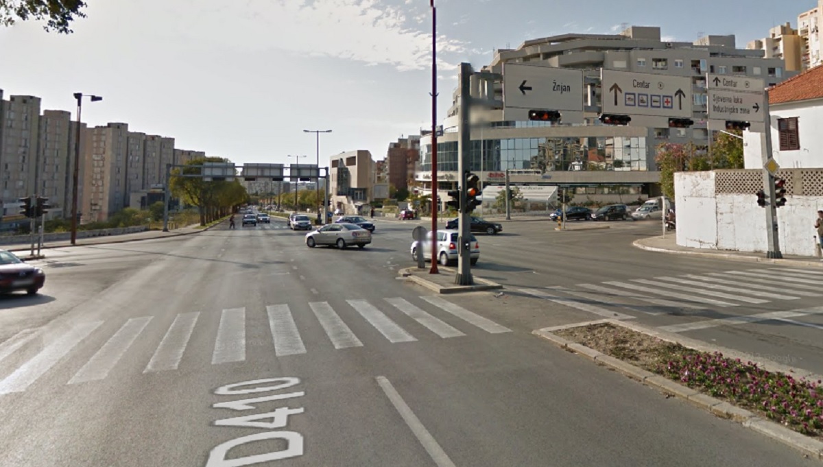 Auto u Splitu na pješačkom prijelazu udario pješaka