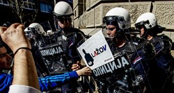 Prosvjednici dali ultimatum policiji pa otišli, Vučićevi ljudi kreću u Beograd?