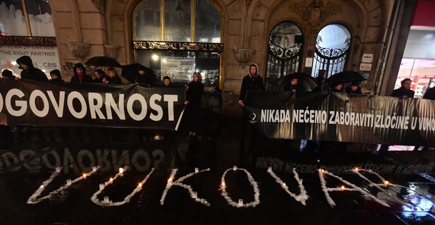 U centru Beograda zapaljene svijeće za Vukovar: "Nećemo zaboraviti zločine"