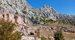 Usred Parka prirode Velebit s radom počinje kamenolom