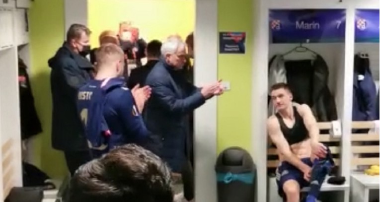 Mourinho ušao u svlačionicu Dinama usred ludog slavlja i pljeskao