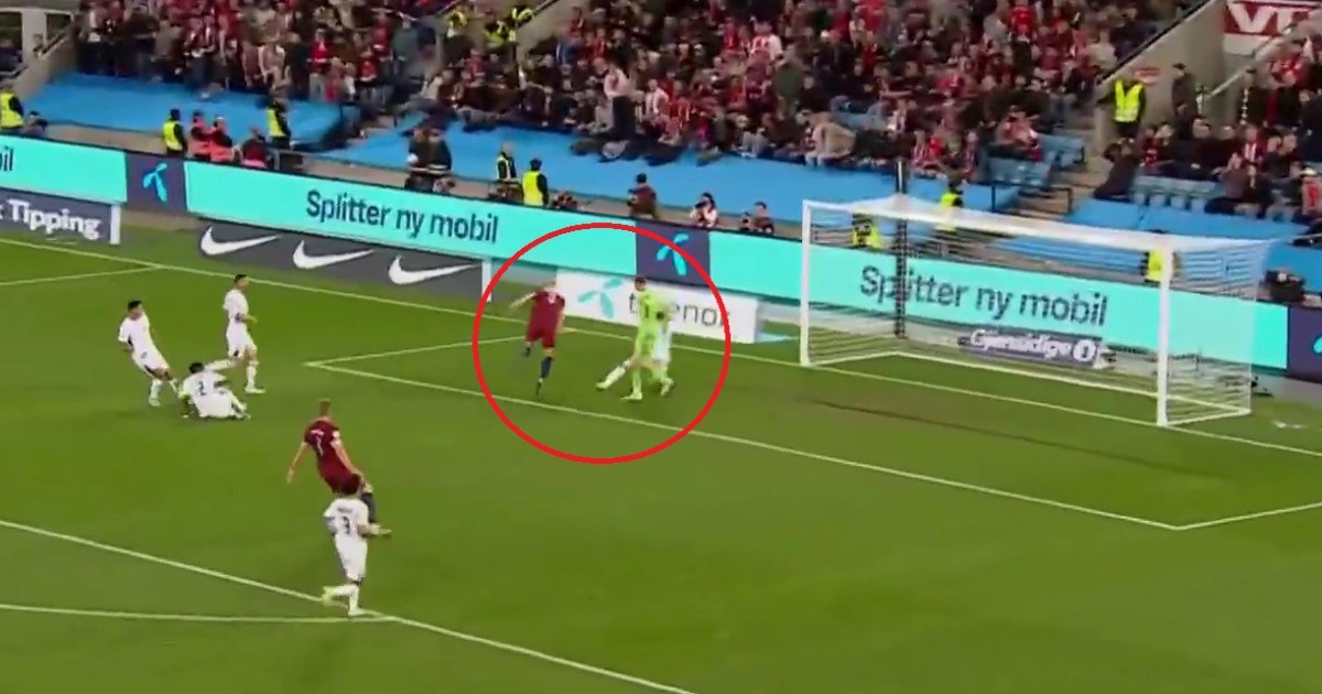Pogledajte bizaran autogol u kvalifikacijama za SP. Golman napucao svog igrača