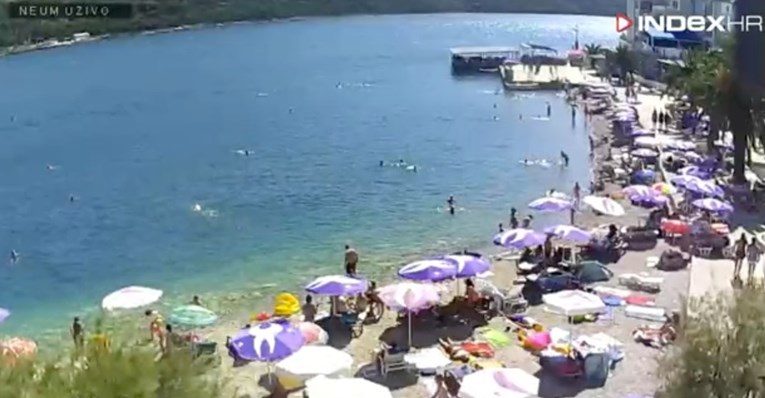 VIDEO BiH bilježi najveći broj slučajeva ikada, a plaže u Neumu su prepune