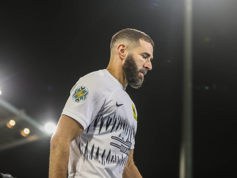 Benzema se htio vratiti u Lyon i igrati besplatno. Spriječili ga Saudijci